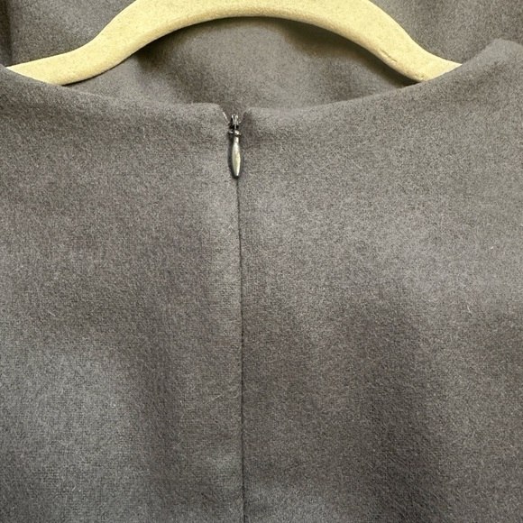 Mignon Blue Sheath Sleeveless Midi Dress - Picture 6 of 9